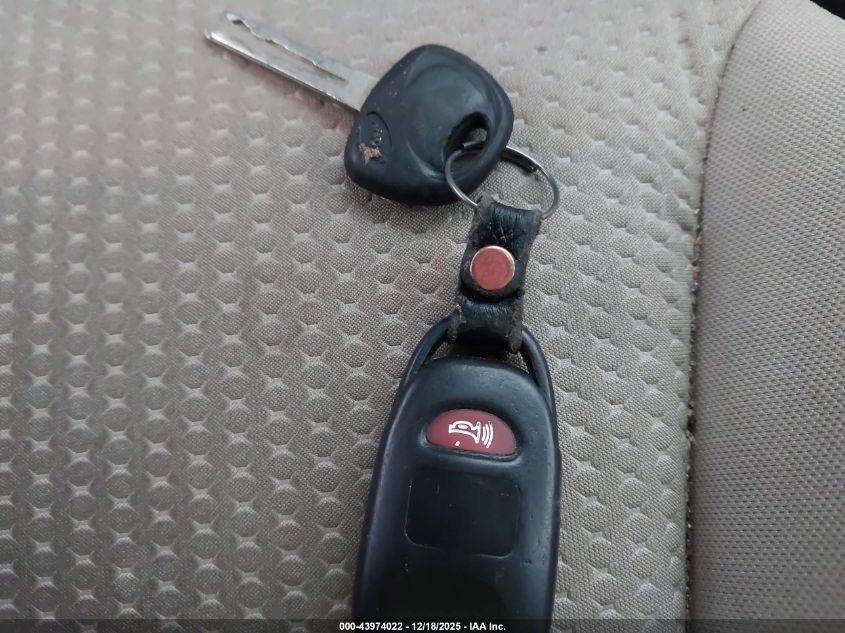 2011 Kia Sorento Lx VIN: 5XYKTCA19BG072868 Lot: 43974022