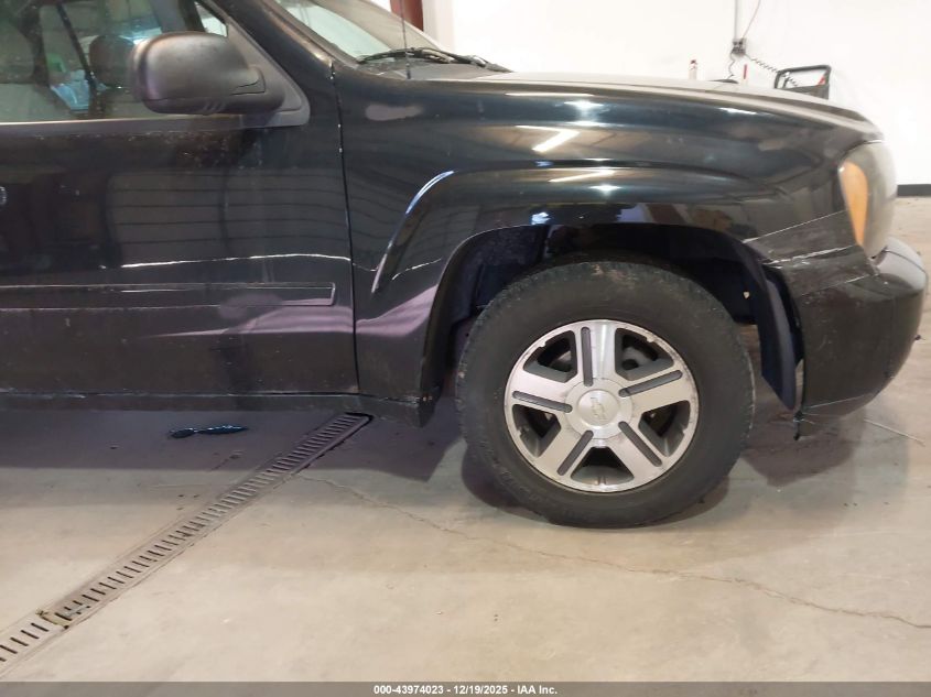 2007 Chevrolet Trailblazer Lt VIN: 1GNDT13SX72203303 Lot: 43974023