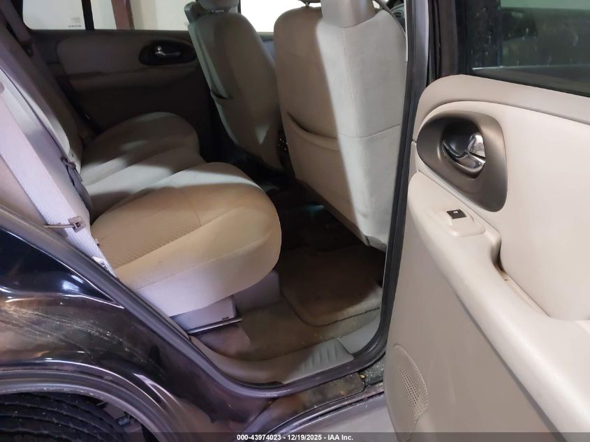 2007 Chevrolet Trailblazer Lt VIN: 1GNDT13SX72203303 Lot: 43974023