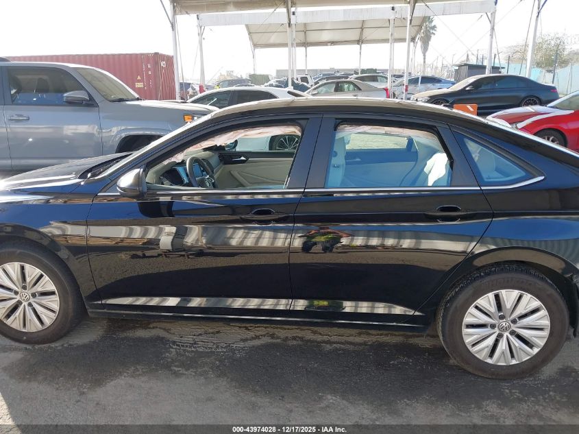2019 Volkswagen Jetta 1.4T R-Line/1.4T S/1.4T Se VIN: 3VWC57BU5KM074602 Lot: 43974028