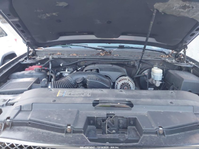 2010 Chevrolet Tahoe Ltz VIN: 1GNUKCE00AR187802 Lot: 43974043