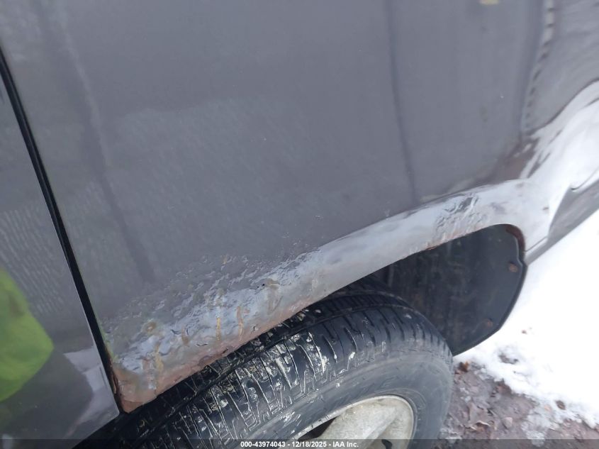 2010 Chevrolet Tahoe Ltz VIN: 1GNUKCE00AR187802 Lot: 43974043