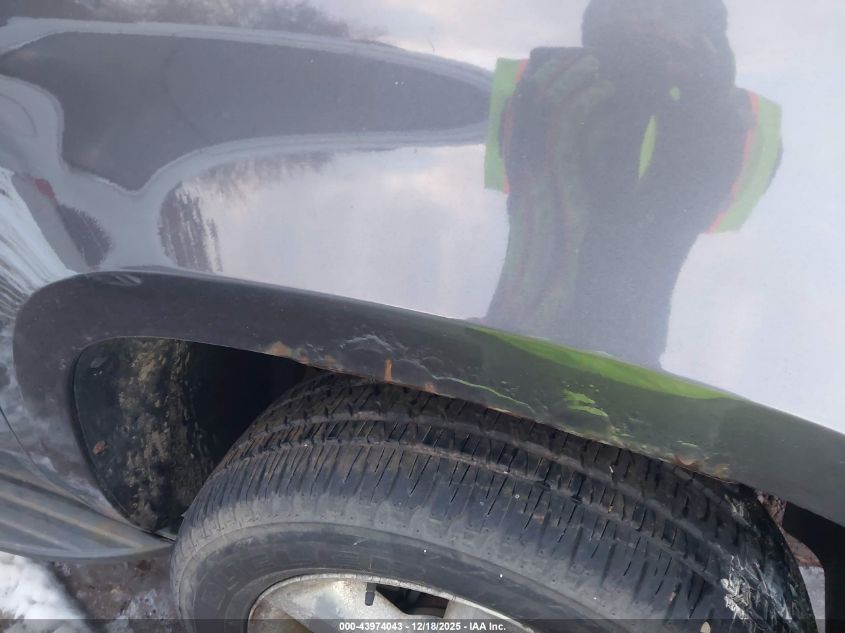 2010 Chevrolet Tahoe Ltz VIN: 1GNUKCE00AR187802 Lot: 43974043