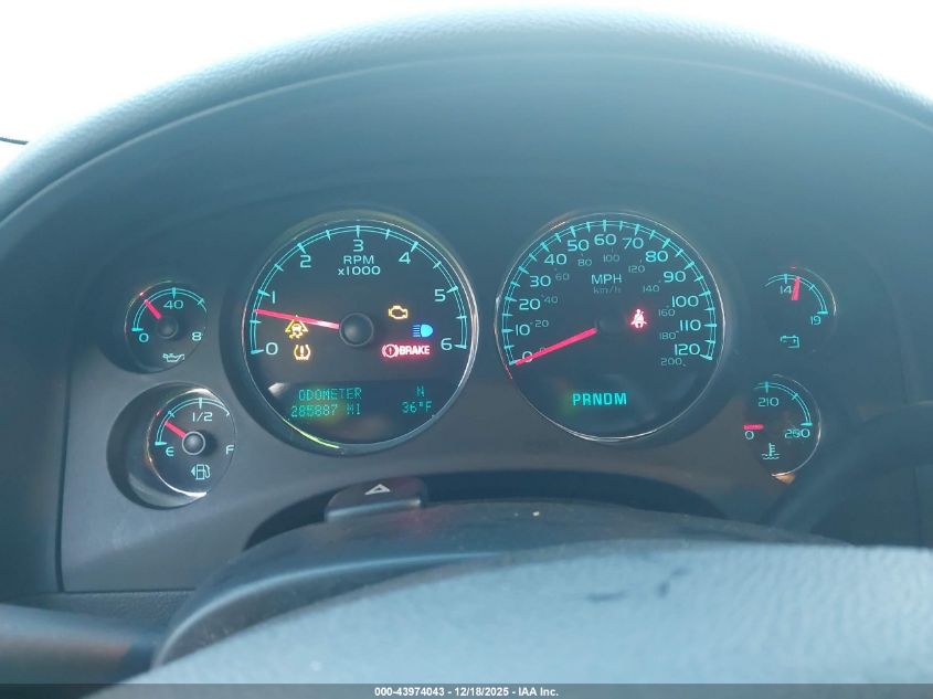 2010 Chevrolet Tahoe Ltz VIN: 1GNUKCE00AR187802 Lot: 43974043