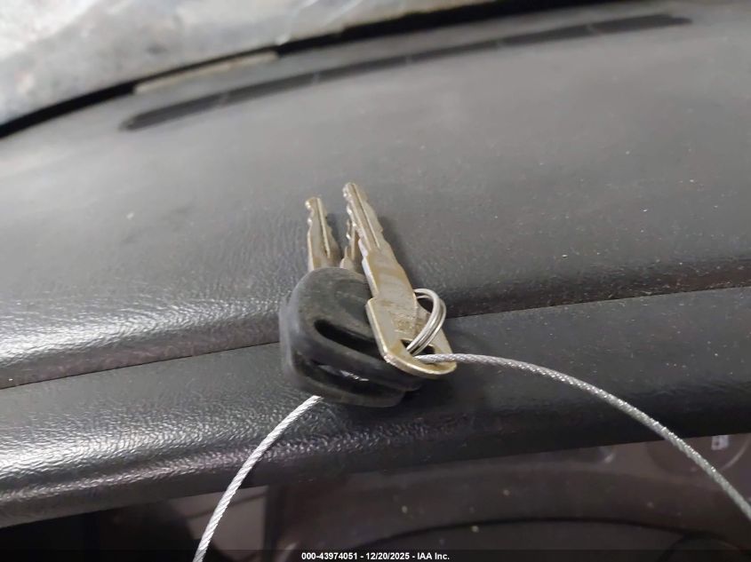 2004 Chevrolet Silverado 1500 Work Truck VIN: 1GCEC14X44Z261630 Lot: 43974051