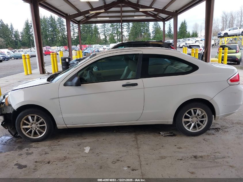 2008 Ford Focus S VIN: 1FAHP32N08W102471 Lot: 43974053