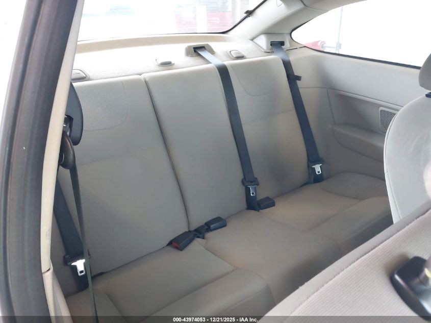 2008 Ford Focus S VIN: 1FAHP32N08W102471 Lot: 43974053