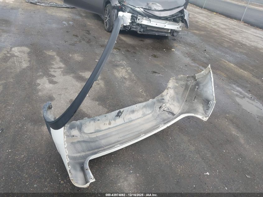 2019 Nissan Rogue Sport S VIN: JN1BJ1CR8KW335581 Lot: 43974063