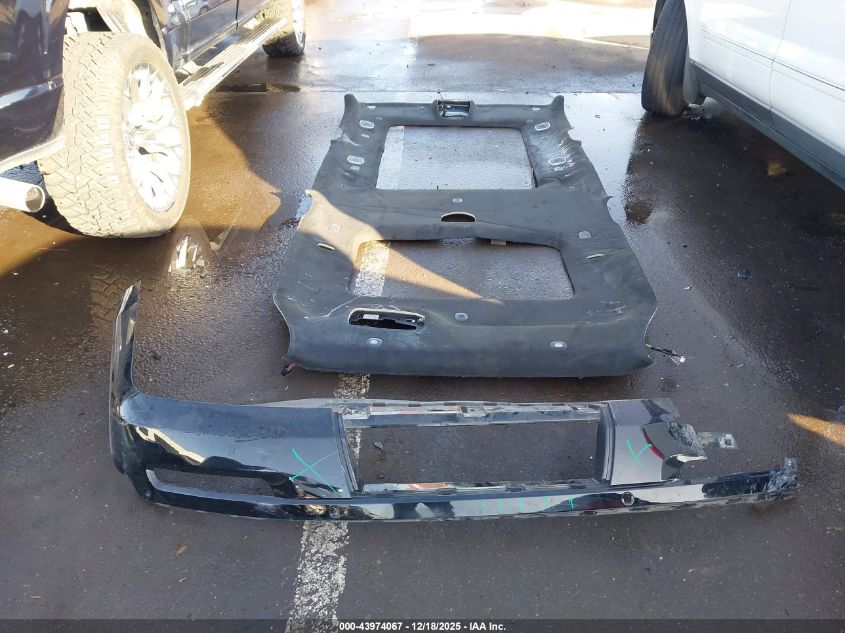 2022 Jeep Grand Wagoneer Series Iii 4X4 VIN: 1C4SJVGJ1NS119947 Lot: 43974067