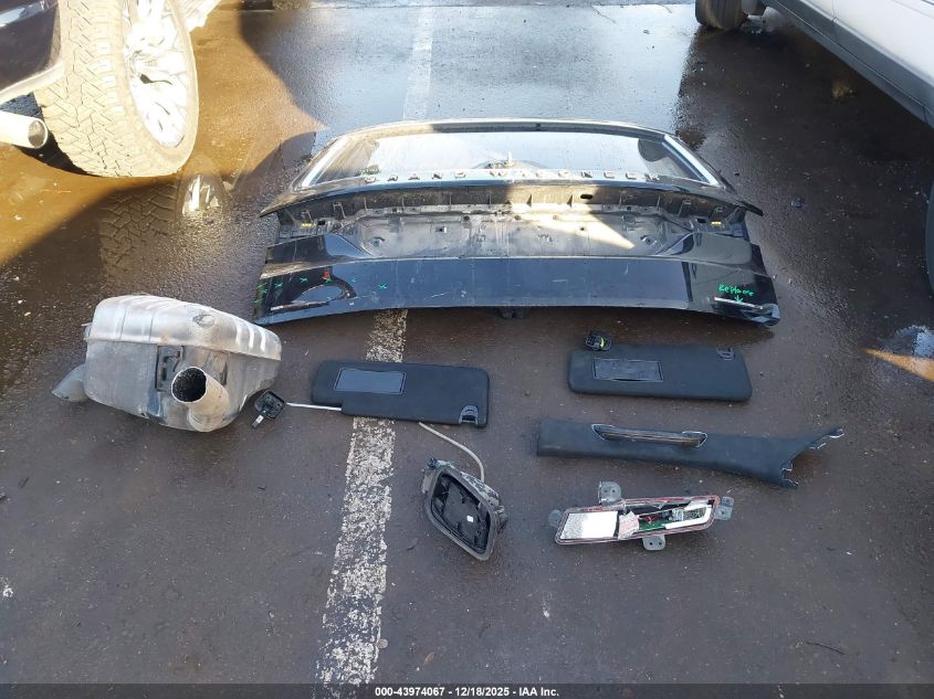 2022 Jeep Grand Wagoneer Series Iii 4X4 VIN: 1C4SJVGJ1NS119947 Lot: 43974067