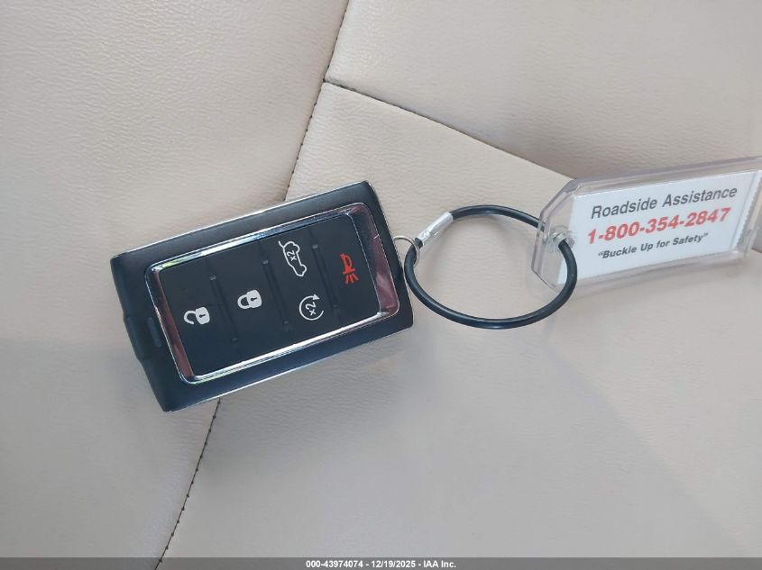 2023 Jeep Grand Cherokee L Limited 4X2 VIN: 1C4RJJBGXP8754796 Lot: 43974074