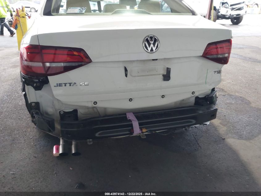 2017 Volkswagen Jetta 1.4T Se VIN: 3VWDB7AJ7HM250661 Lot: 43974143