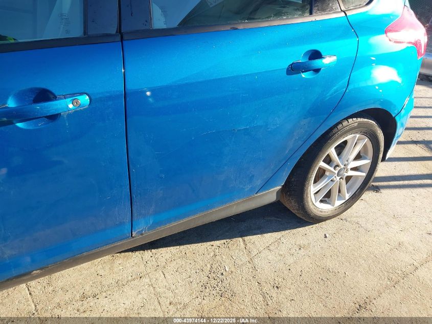 2015 Ford Focus Se VIN: 1FADP3K23FL270883 Lot: 43974144