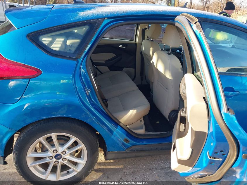 2015 Ford Focus Se VIN: 1FADP3K23FL270883 Lot: 43974144