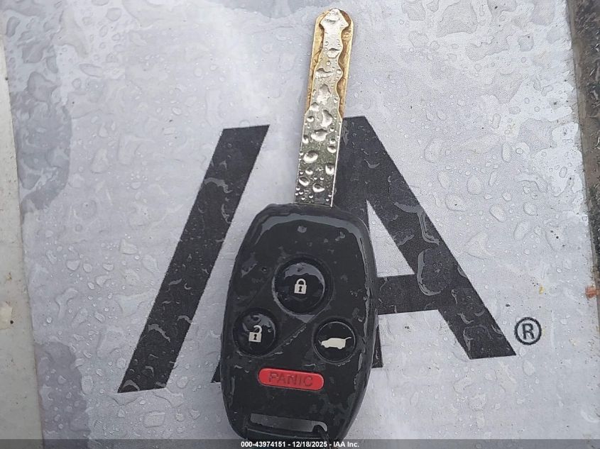 2011 Honda Pilot Lx VIN: 5FNYF4H21BB101762 Lot: 43974151