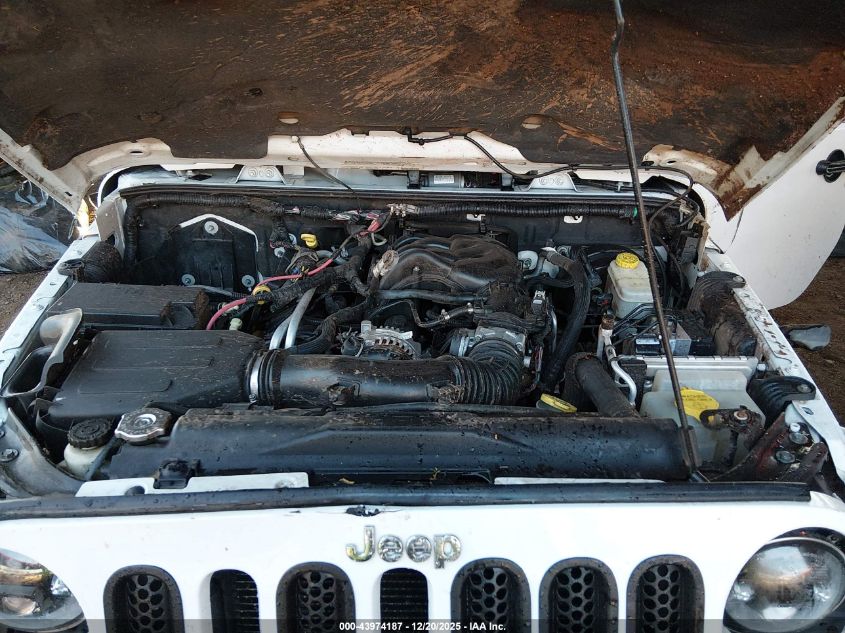 2012 Jeep Wrangler Unlimited Sahara VIN: 1C4BJWEG8CL219337 Lot: 43974187