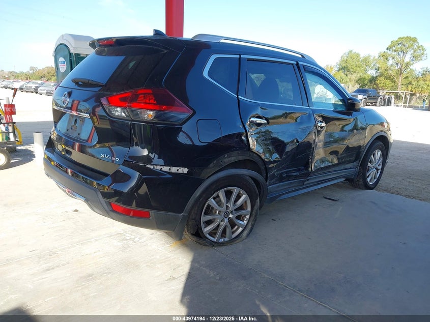 2018 Nissan Rogue Sv