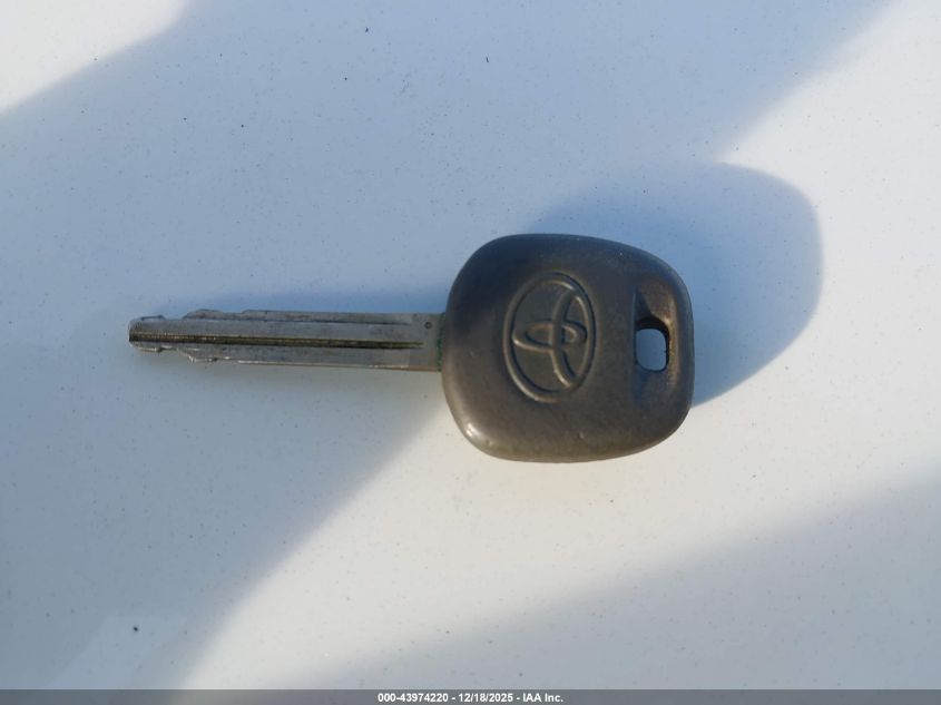 2004 Toyota Camry Se V6 VIN: 4T1BA32K04U009913 Lot: 43974220