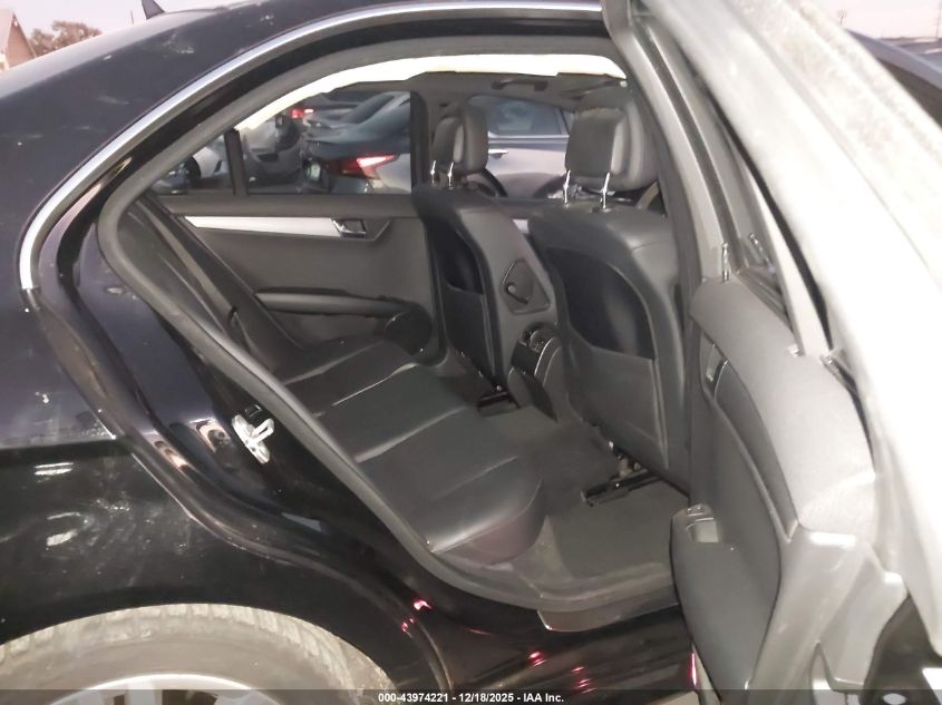 2008 Mercedes-Benz C 300 Luxury/Sport VIN: WDDGF54X28F050009 Lot: 43974221