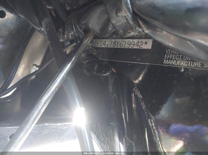 2008 Harley-Davidson Flhtcui VIN: 1HD1FC4178Y619942 Lot: 43974227