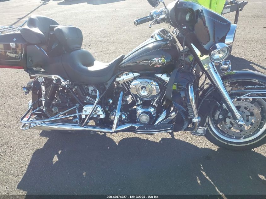 2008 Harley-Davidson Flhtcui VIN: 1HD1FC4178Y619942 Lot: 43974227