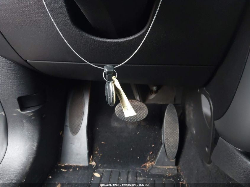 2013 Mini Countryman Cooper VIN: WMWZB3C52DWM07389 Lot: 43974248