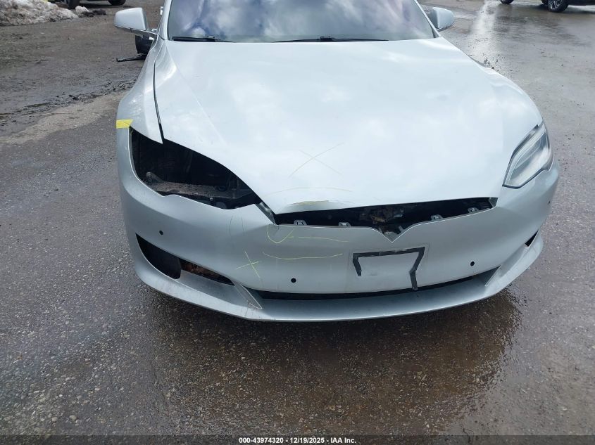 2018 Tesla Model S 100D/75D/P100D VIN: 5YJSA1E27JF243846 Lot: 43974320