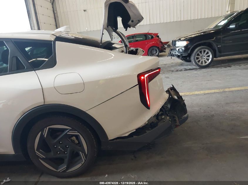 2025 Kia K4 Ex VIN: 3KPFU4DE6SE025457 Lot: 43974328