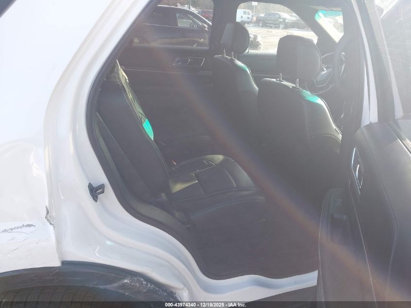 2017 Ford Explorer Platinum VIN: 1FM5K8HT2HGA11707 Lot: 43974340