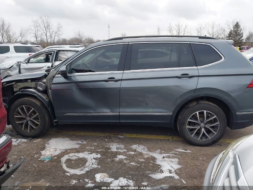 2018 Volkswagen Tiguan 2.0T Se/2.0T Sel VIN: 3VV2B7AX3JM193722 Lot: 43974348