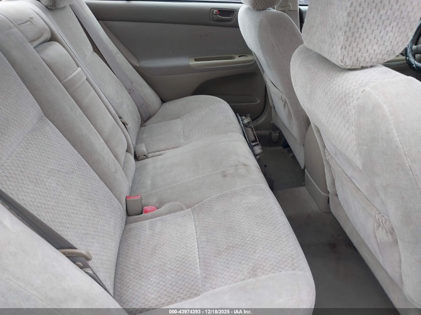 2004 Toyota Camry Le VIN: 4T1BE32KX4U854689 Lot: 43974393