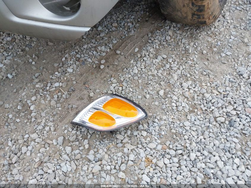 2004 Toyota Sequoia Sr5 V8 VIN: 5TDBT44A74S231944 Lot: 43974423