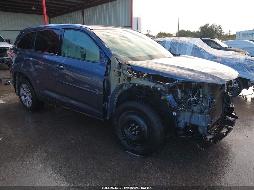 2014 TOYOTA HIGHLANDER XLE V6