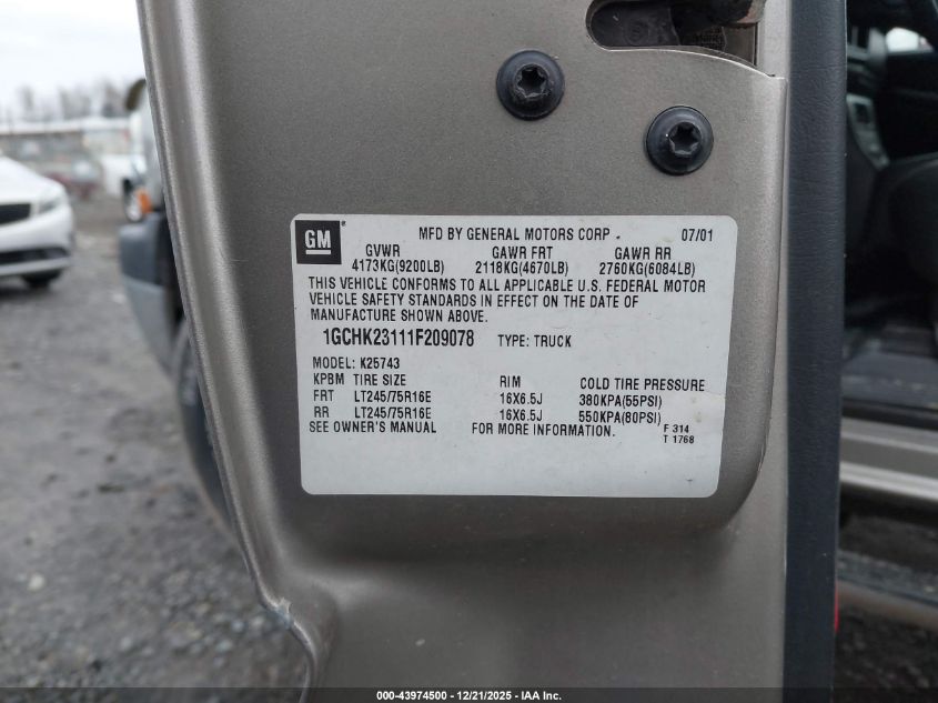 2001 Chevrolet Silverado 2500Hd Ls VIN: 1GCHK23111F209078 Lot: 43974500