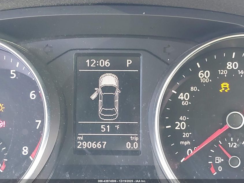 2017 Volkswagen Passat 1.8T R-Line VIN: 1VWDT7A34HC056668 Lot: 43974506