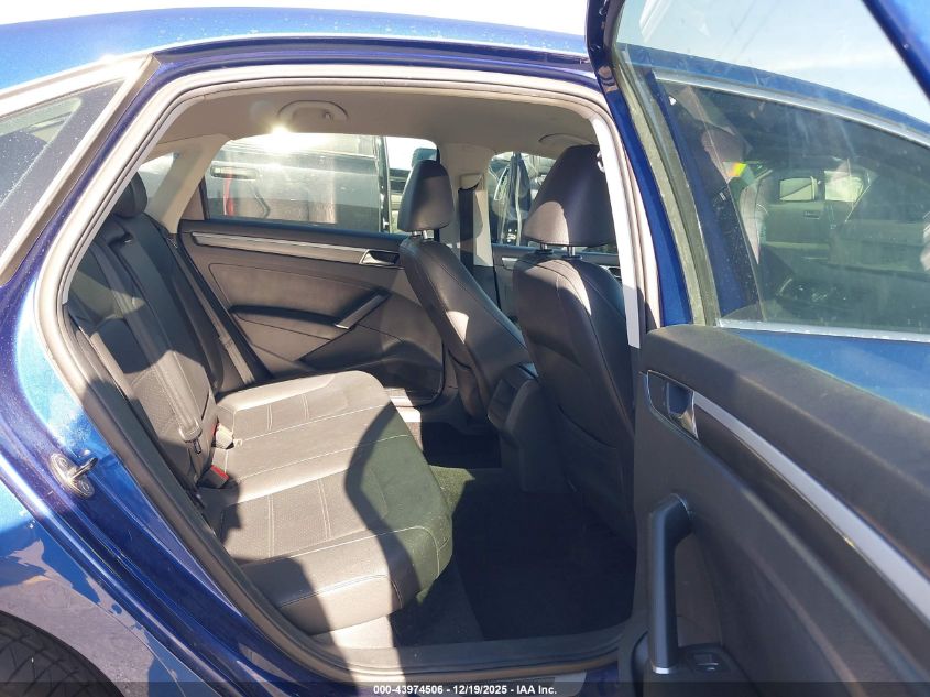 2017 Volkswagen Passat 1.8T R-Line VIN: 1VWDT7A34HC056668 Lot: 43974506