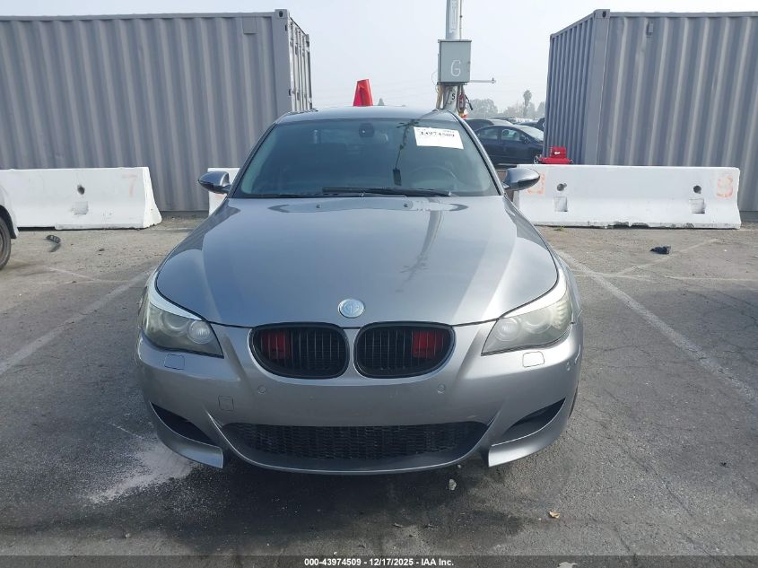 2008 BMW M5 VIN: WBSNB93518CXO8451 Lot: 43974509