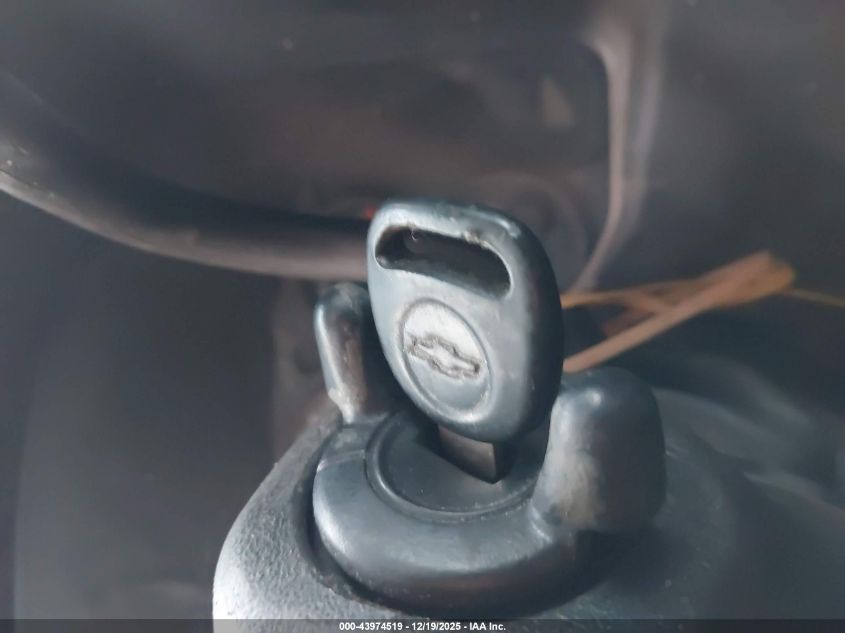 2005 Chevrolet Express VIN: 1GNFG15T851143916 Lot: 43974519