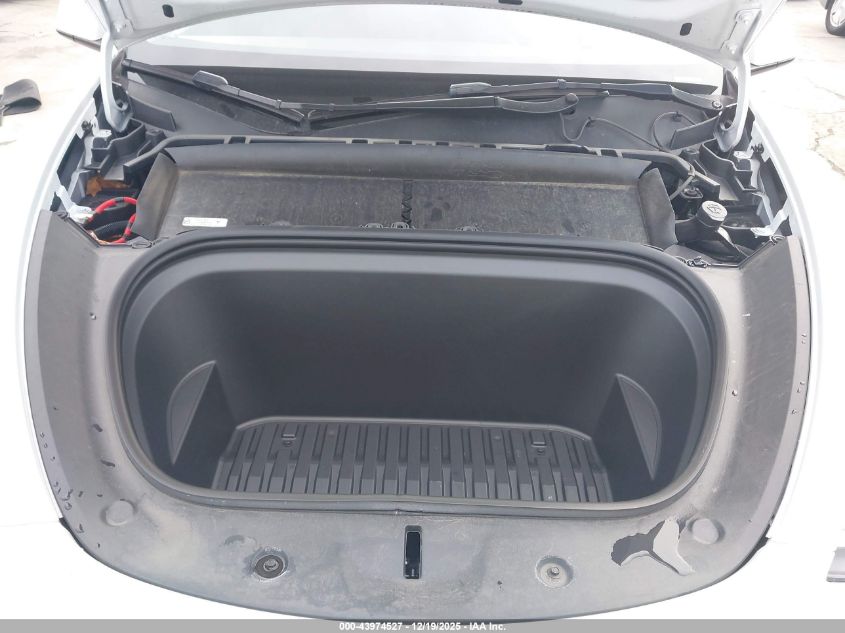 2022 Tesla Model Y Performance Dual Motor All-Wheel Drive VIN: 7SAYGDEF6NF407366 Lot: 43974527