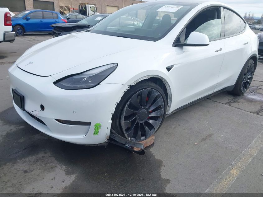 2022 Tesla Model Y Performance Dual Motor All-Wheel Drive VIN: 7SAYGDEF6NF407366 Lot: 43974527