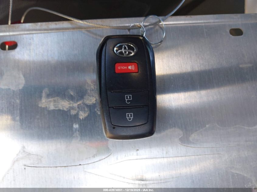 2023 Toyota Corolla Cross Hybrid Se VIN: 7MUFBABG2PV012751 Lot: 43974551