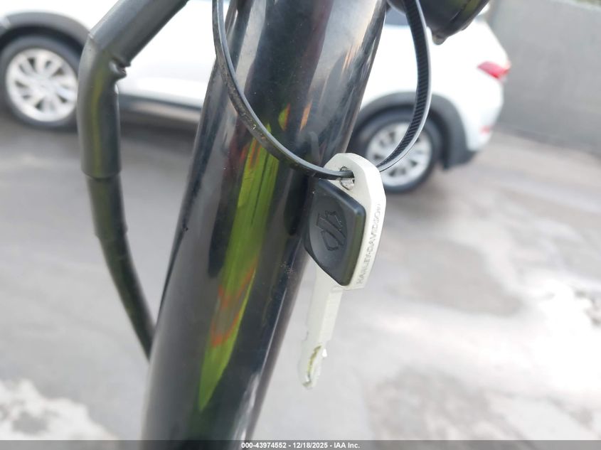 2018 Harley-Davidson Fxlr Low Rider VIN: 1HD1YNJ31JC052562 Lot: 43974552