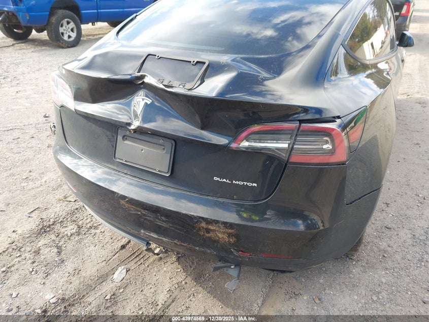 VIN 5YJ3E1EB4NF189811 2022 TESLA MODEL 3 LONG RANGE DUAL MOTOR ALL-WHEEL DRIVE