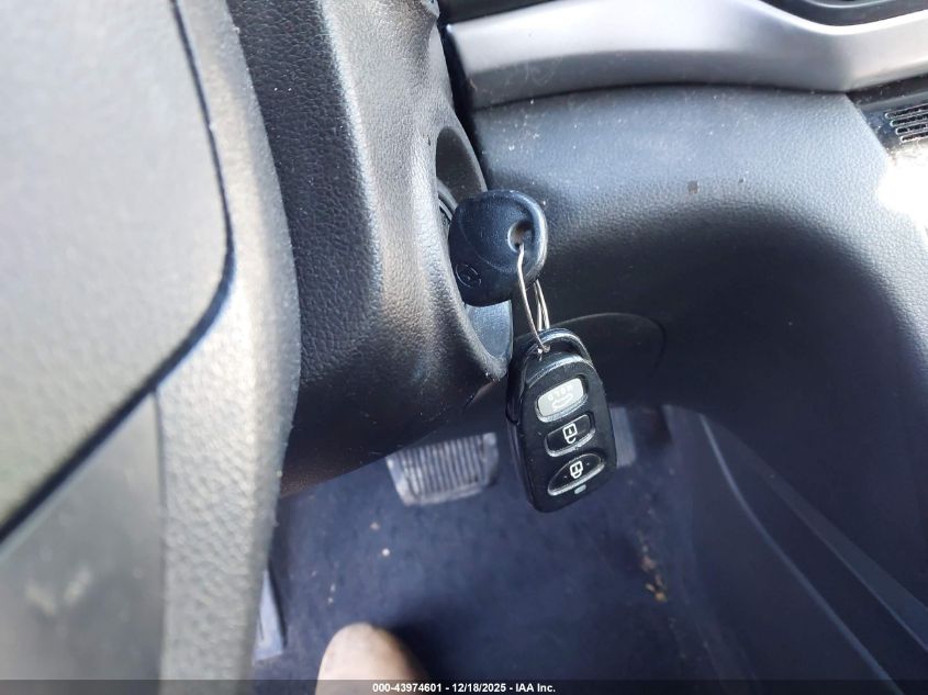 2020 Hyundai Elantra Sel VIN: 5NPD84LF0LH549299 Lot: 43974601