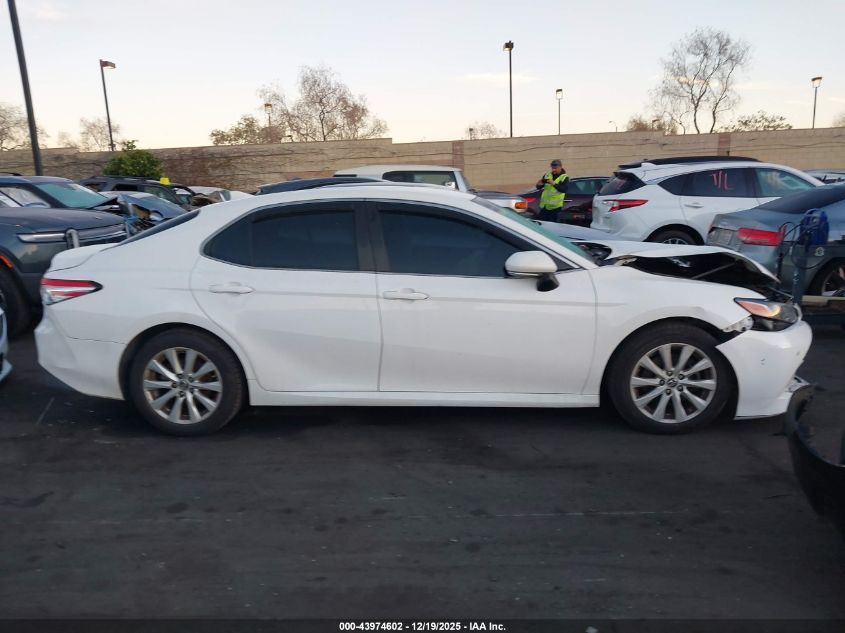 2019 Toyota Camry Le VIN: JTNB11HK5K3083648 Lot: 43974602