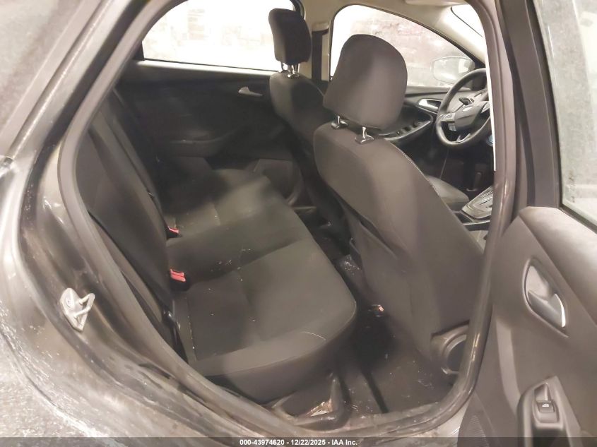 2017 Ford Focus Se VIN: 1FADP3F27HL296772 Lot: 43974620