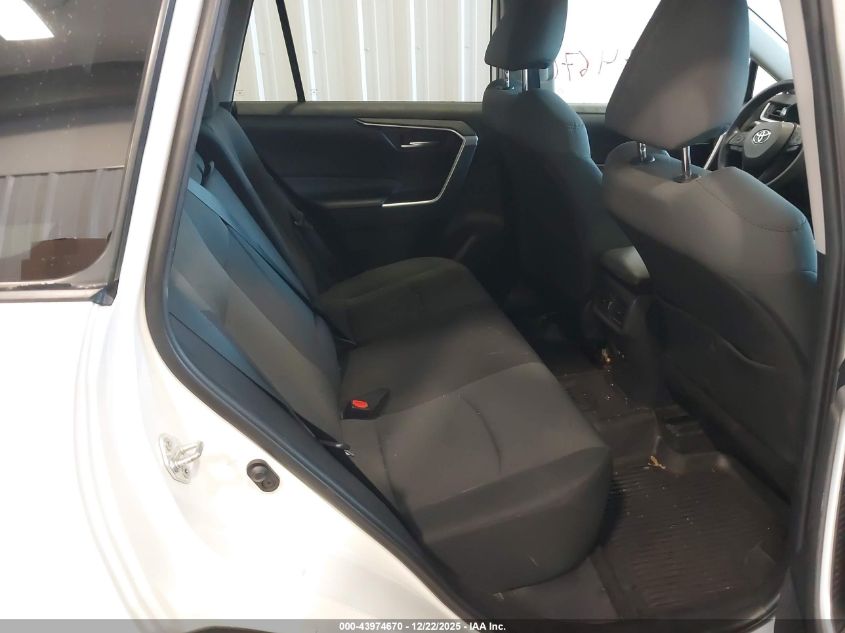 2019 Toyota Rav4 Xle VIN: 2T3P1RFV1KC002682 Lot: 43974670