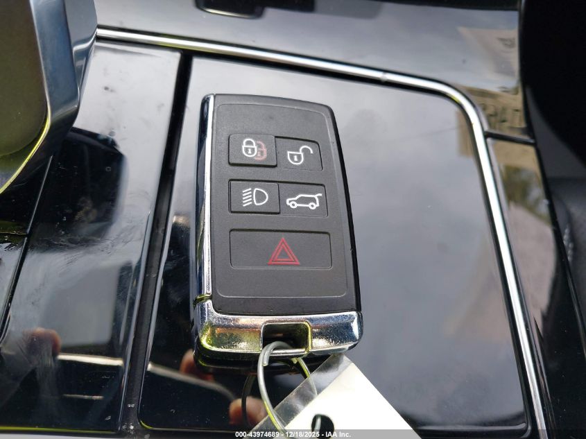 2022 Land Rover Range Rover Velar P250 R-Dynamic S VIN: SALYT2EX9NA346540 Lot: 43974689