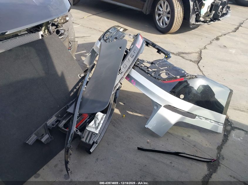 2022 Land Rover Range Rover Velar P250 R-Dynamic S VIN: SALYT2EX9NA346540 Lot: 43974689