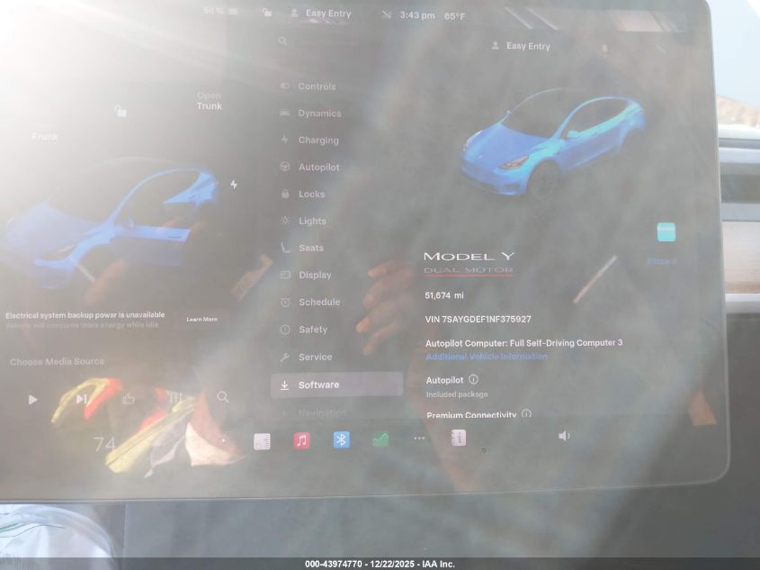 2022 Tesla Model Y Performance Dual Motor All-Wheel Drive VIN: 7SAYGDEF1NF375927 Lot: 43974770